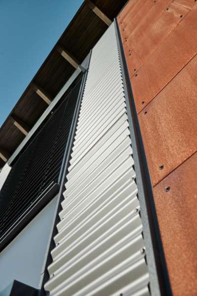 Ny bølge indenfor boligbyggeri med stålprofiler, Nylanndamm in 24980 Schafflund